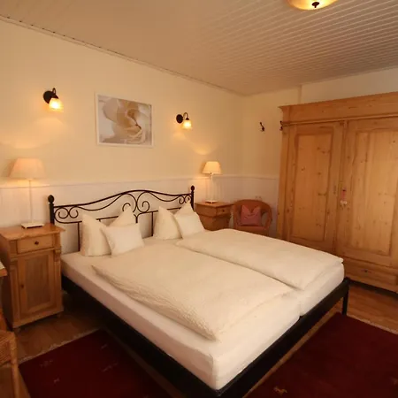 Hotel Pfaelzer Hof 3*